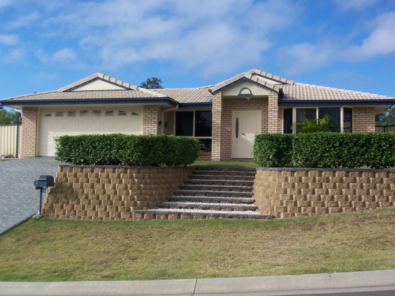 2 Ivanhoe Place, Brassall QLD 4305