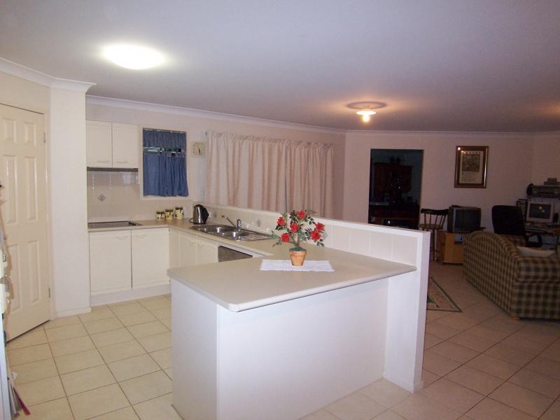 2 Ivanhoe Place, Brassall QLD 4305