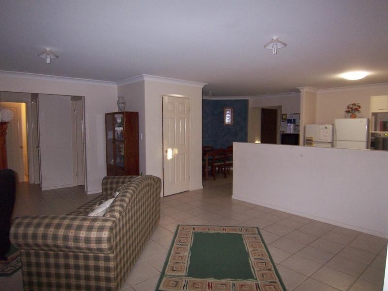 2 Ivanhoe Place, Brassall QLD 4305