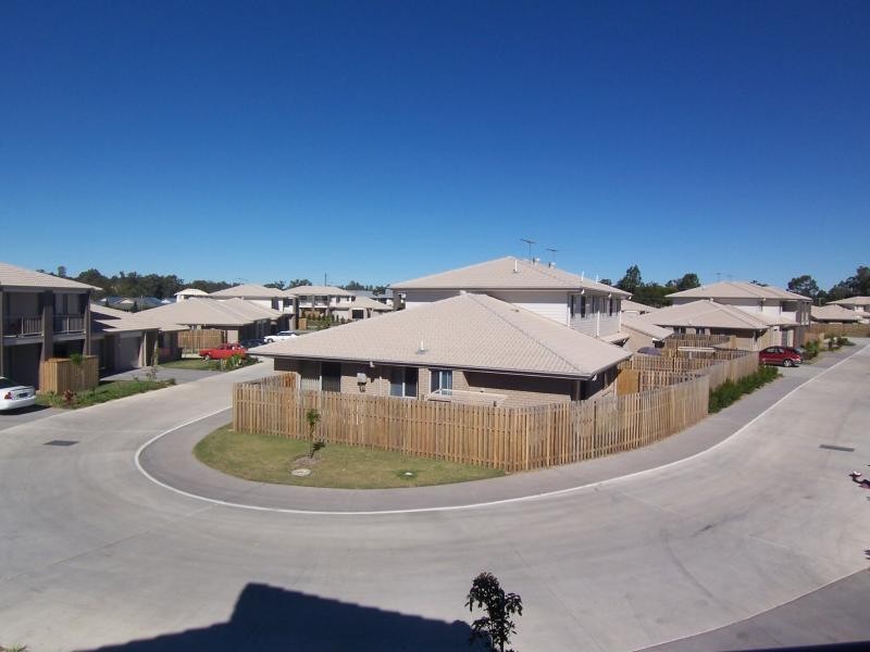 30/15 Workshop St, Brassall QLD 4305