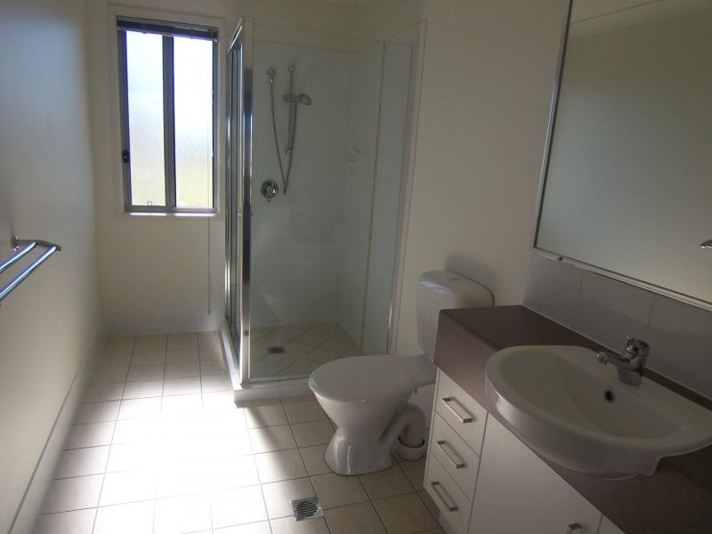 30/15 Workshop St, Brassall QLD 4305