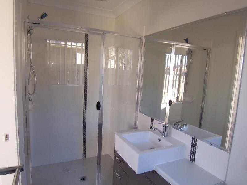 7 Bonogin Court, Redbank Plains QLD 4301