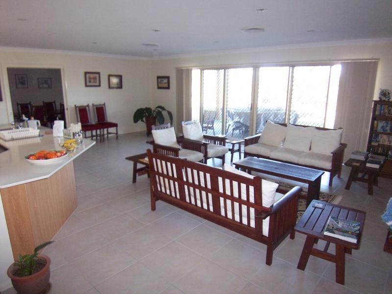 41 Hannant, Kensington Grove QLD 4341