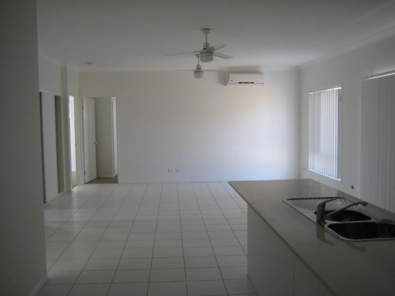 16 Lovely Court, Redbank Plains QLD 4301