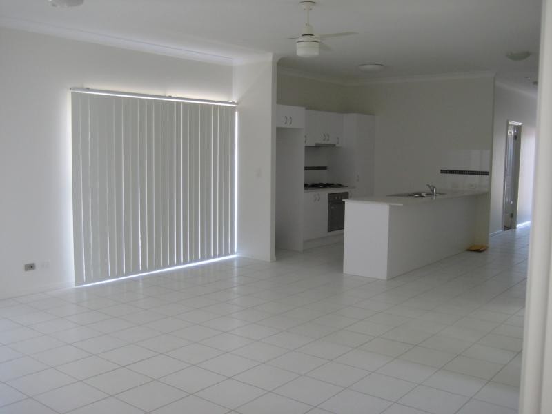 16 Lovely Court, Redbank Plains QLD 4301