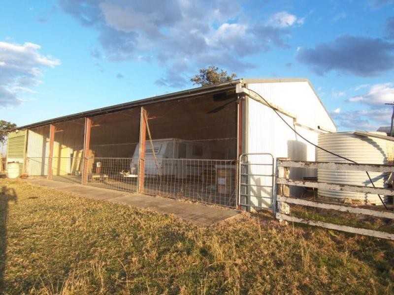 2194 Warrego hwy, Haigslea QLD 4306