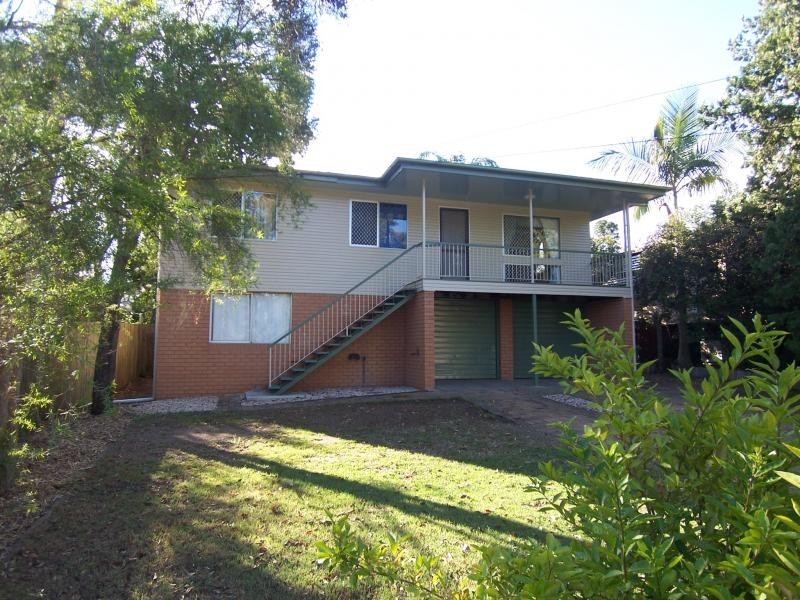 7 Robinson Rd, Brassall QLD 4305