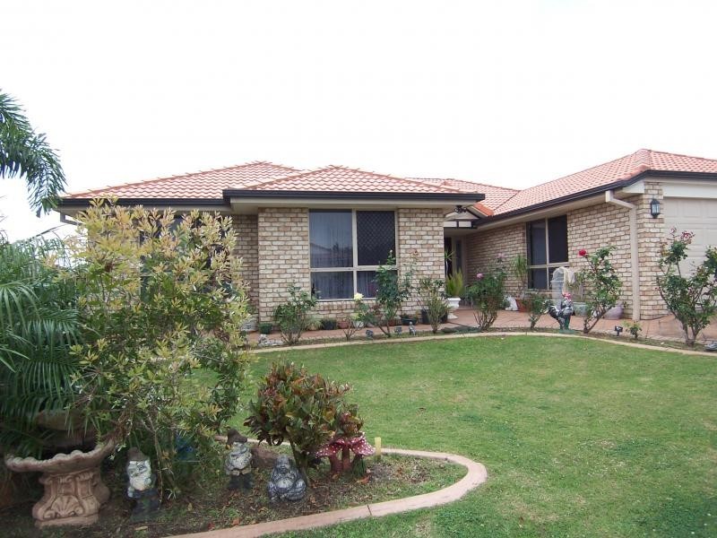 4 Hilldean Drive, Raceview QLD 4305