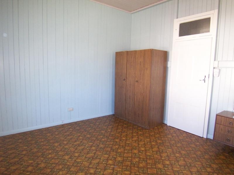 5 Joyce Street, East Ipswich QLD 4305