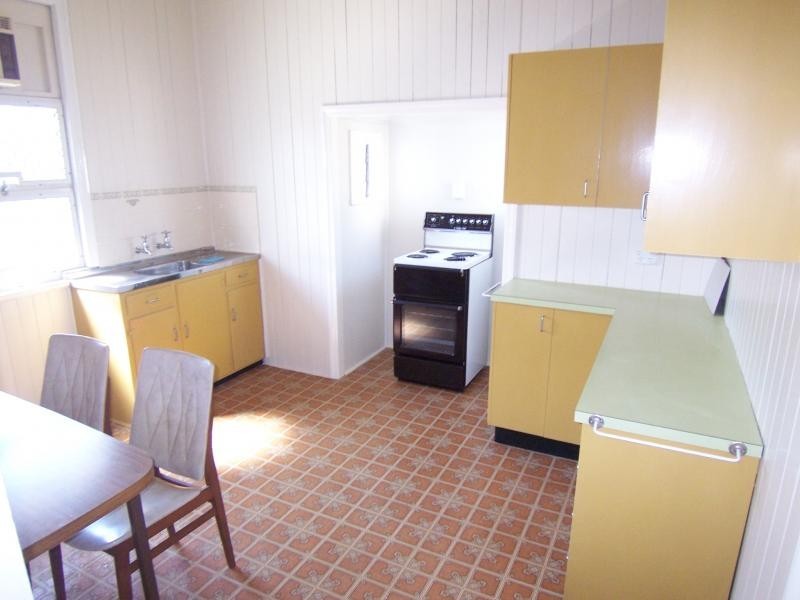 5 Joyce Street, East Ipswich QLD 4305