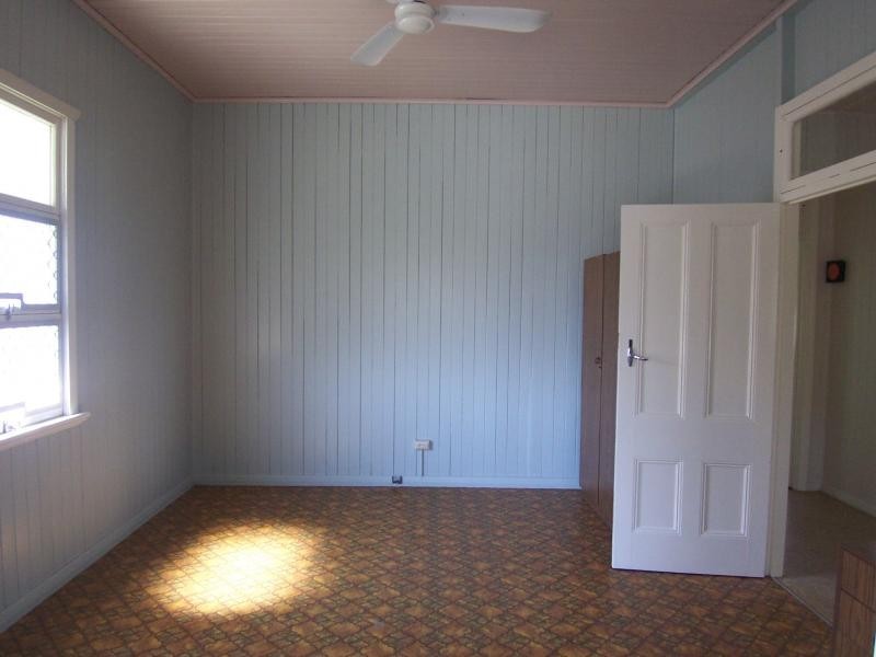 5 Joyce Street, East Ipswich QLD 4305