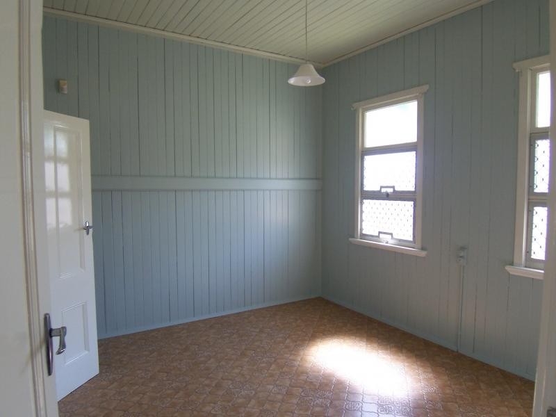 5 Joyce Street, East Ipswich QLD 4305