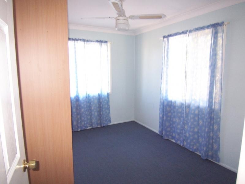 7 Robinson Street, Brassall QLD 4305