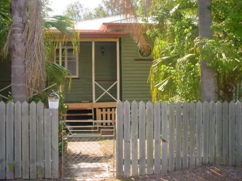 24 Vineyard Street, One Mile QLD 4305