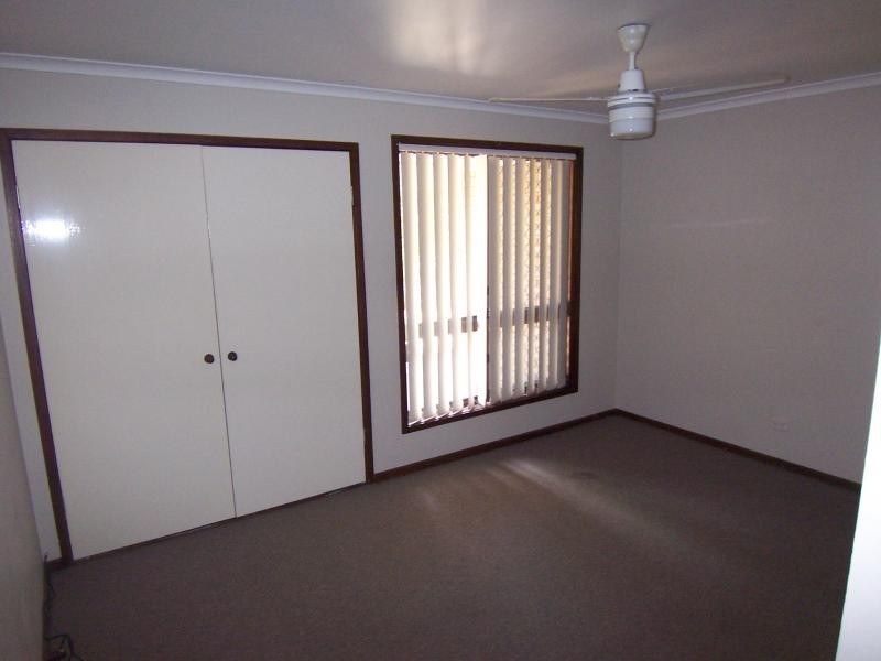 2 Edison Street, Flinders View QLD 4305