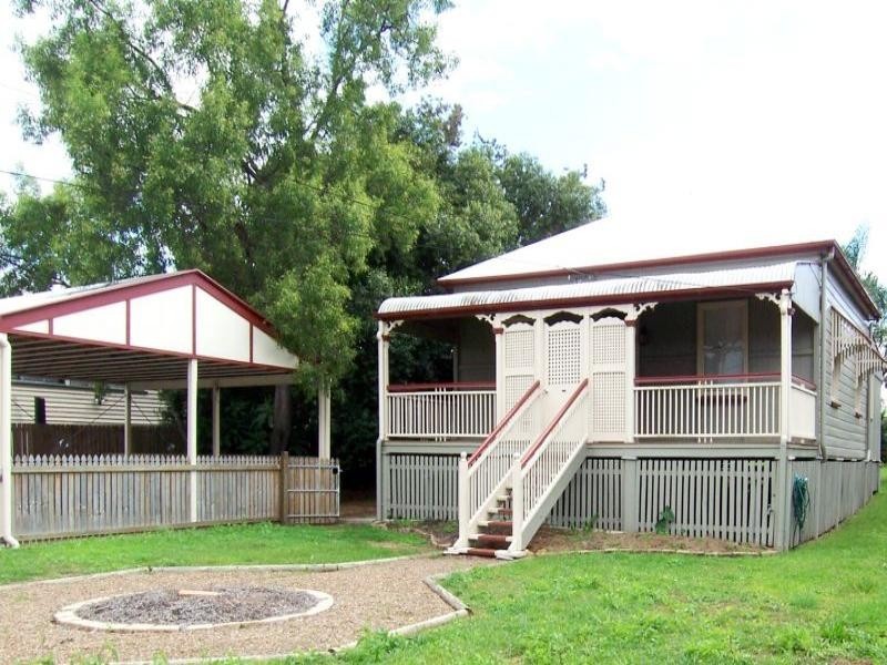 North Booval QLD 4304