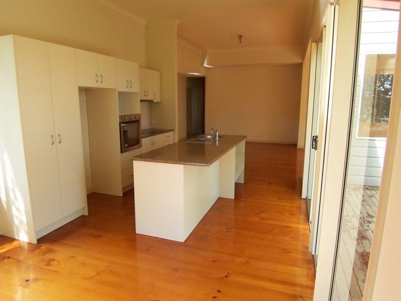 North Booval QLD 4304