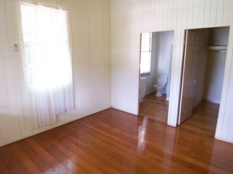 North Booval QLD 4304