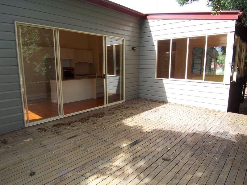 North Booval QLD 4304