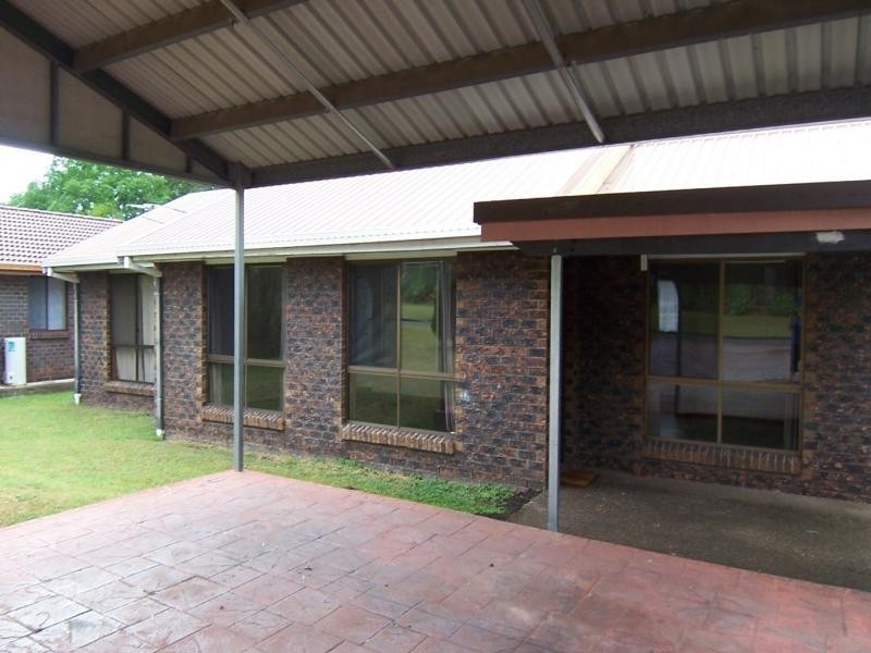 48 Burgoyne St, Bundamba QLD 4304