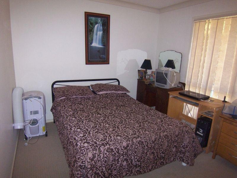 16 Honeysuckle Ct, Walloon QLD 4306