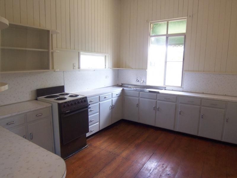 43 Margaret Street, Silkstone QLD 4304