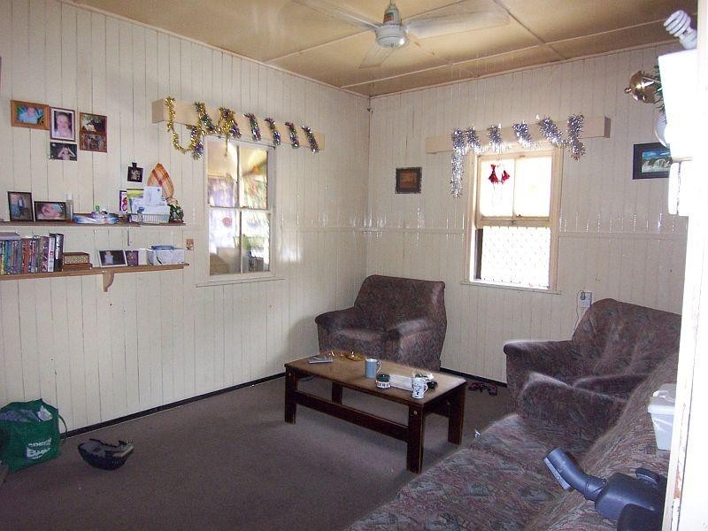 34 Sydney Street, Brassall QLD 4305