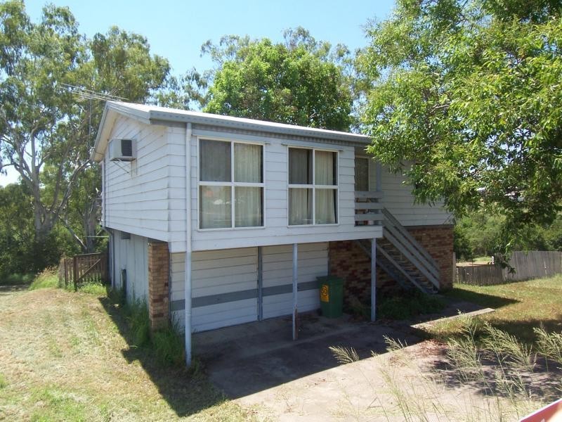 68 Siemons St, One Mile QLD 4305