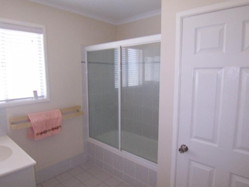 229 Mt Crosby Rd, North Tivoli QLD 4305