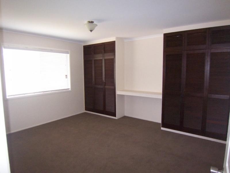 229 Mt Crosby Rd, North Tivoli QLD 4305