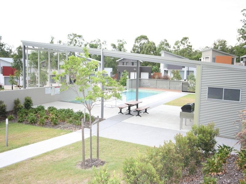 3 Spyglass Lane, Brookwater QLD 4300