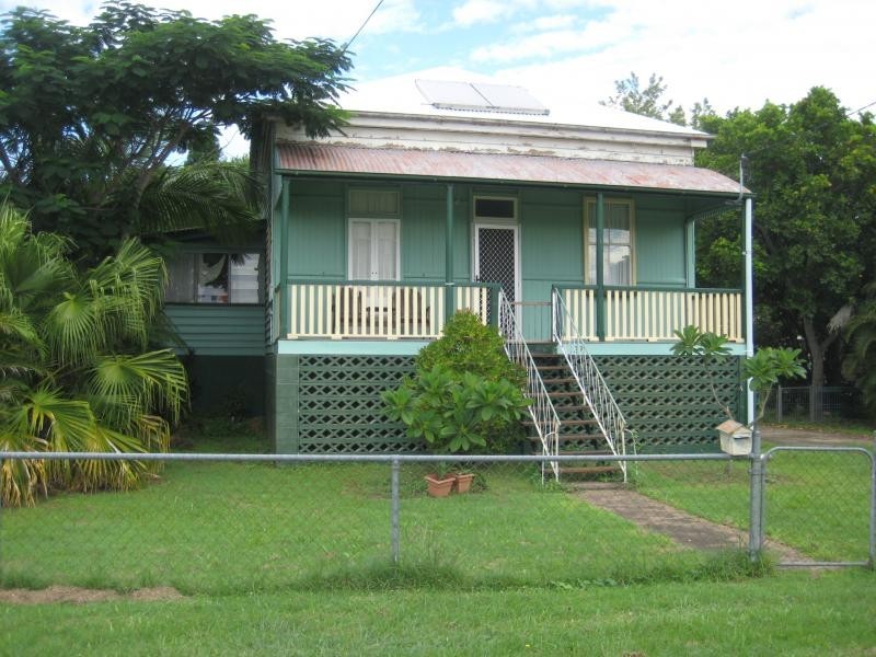 29 Lindsay Street, Bundamba QLD 4304