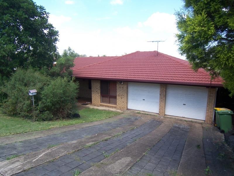 4 Glenelg Drive, Brassall QLD 4305