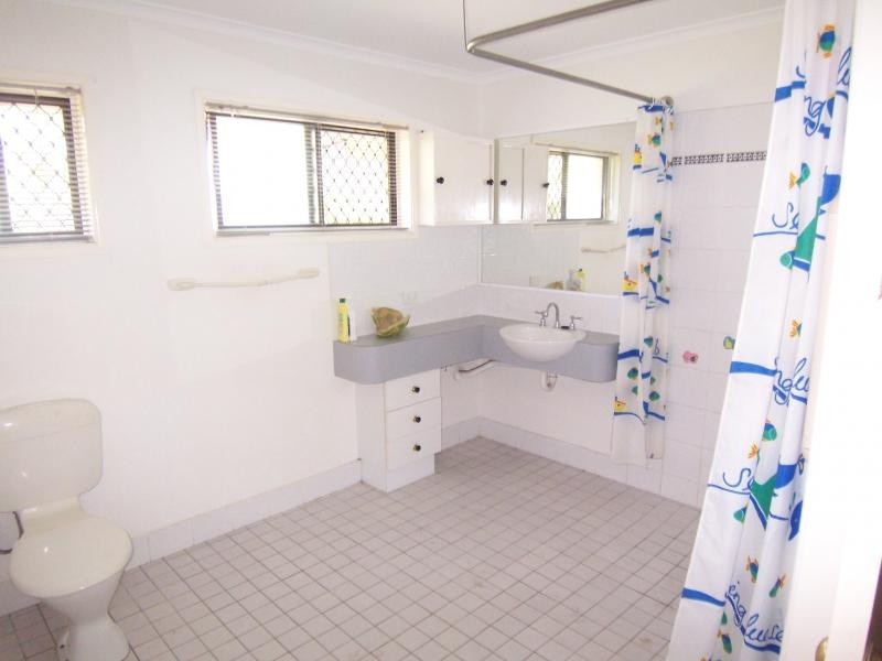 4 Glenelg Drive, Brassall QLD 4305