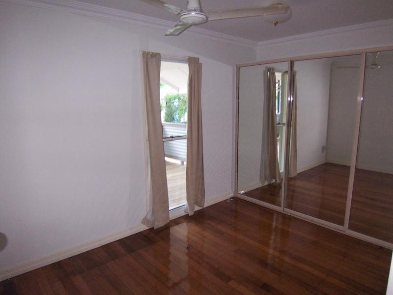 135 Pine Mountain Road, Brassall QLD 4305