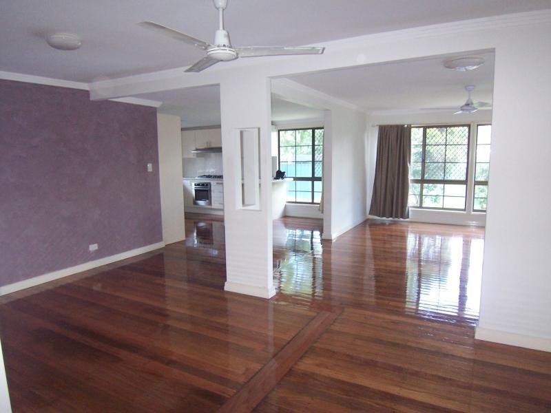 135 Pine Mountain Road, Brassall QLD 4305