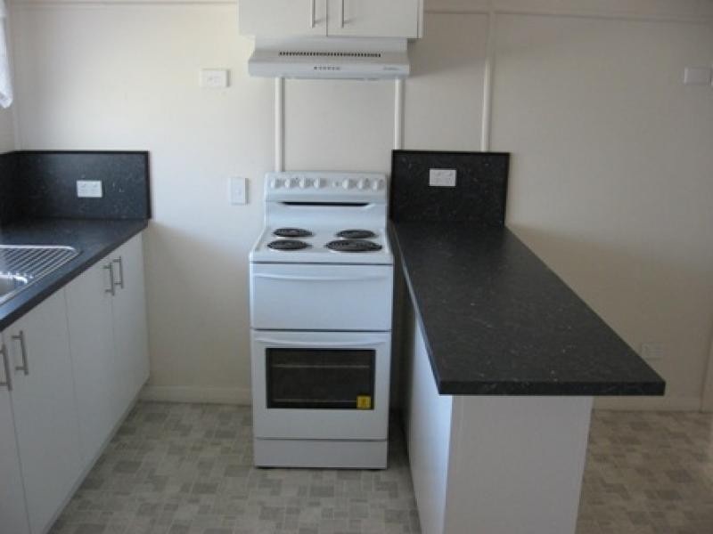141 Whitehill Rd, Eastern Heights QLD 4305