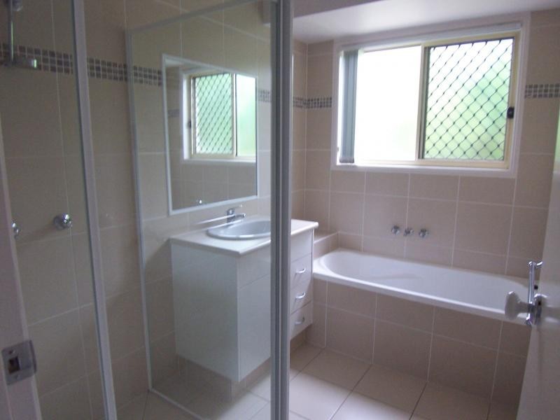 15A Hayes Street, Raceview QLD 4305