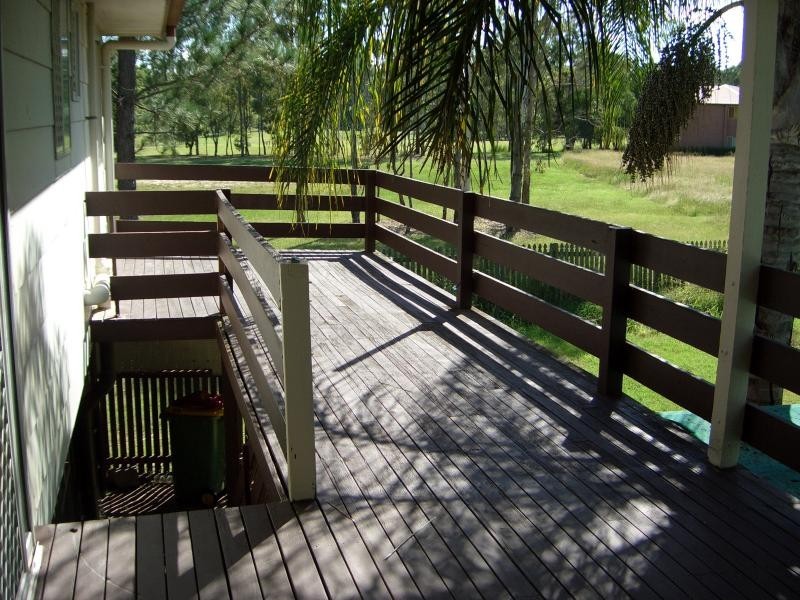 13 Meyers St, Churchill QLD 4305