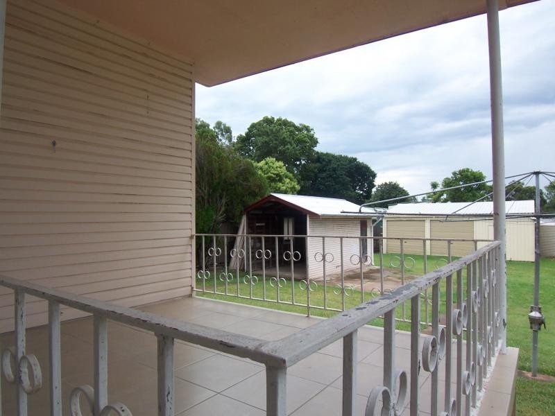 206 Glebe Road, Booval QLD 4304