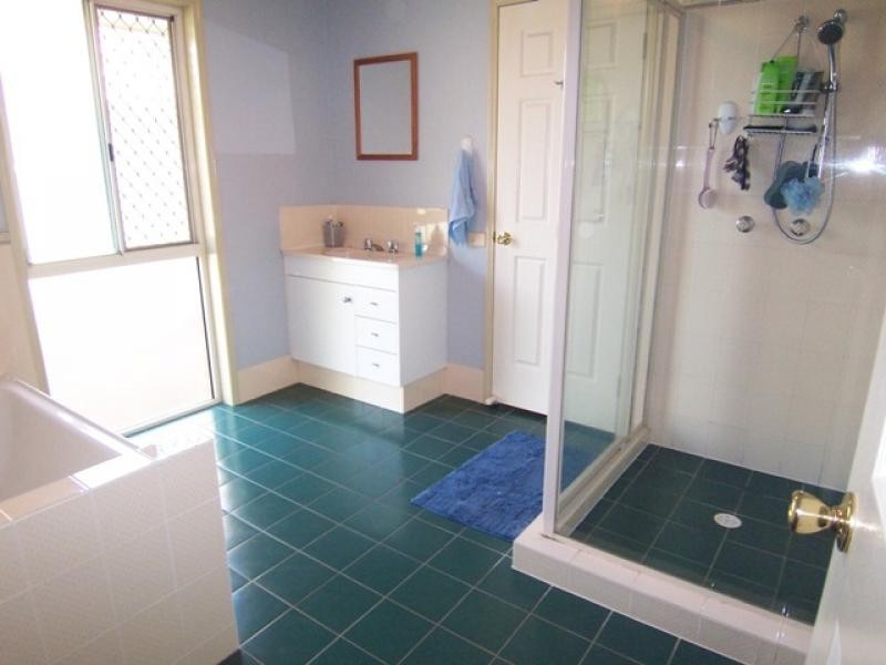 7 Glasgow Boulevarde, Brassall QLD 4305