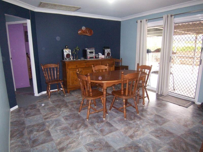 8 Ruby Cresent, Willowbank QLD 4306
