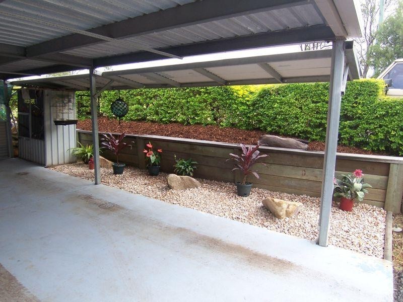 8 Ruby Cresent, Willowbank QLD 4306