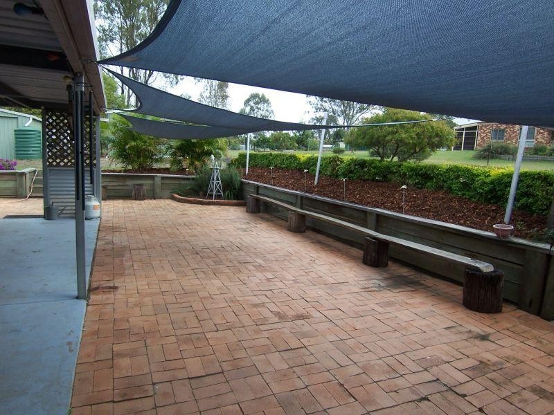 8 Ruby Cresent, Willowbank QLD 4306