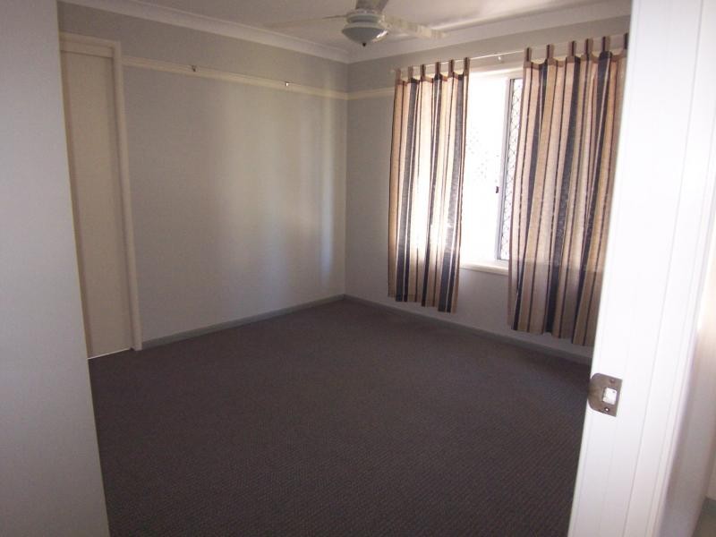 1/129 Gladstone Road, Coalfalls QLD 4305