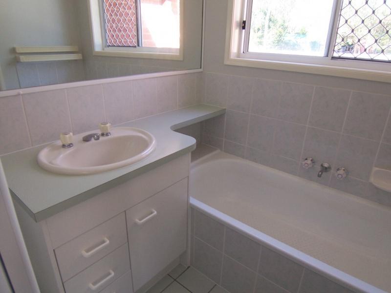 1/129 Gladstone Road, Coalfalls QLD 4305