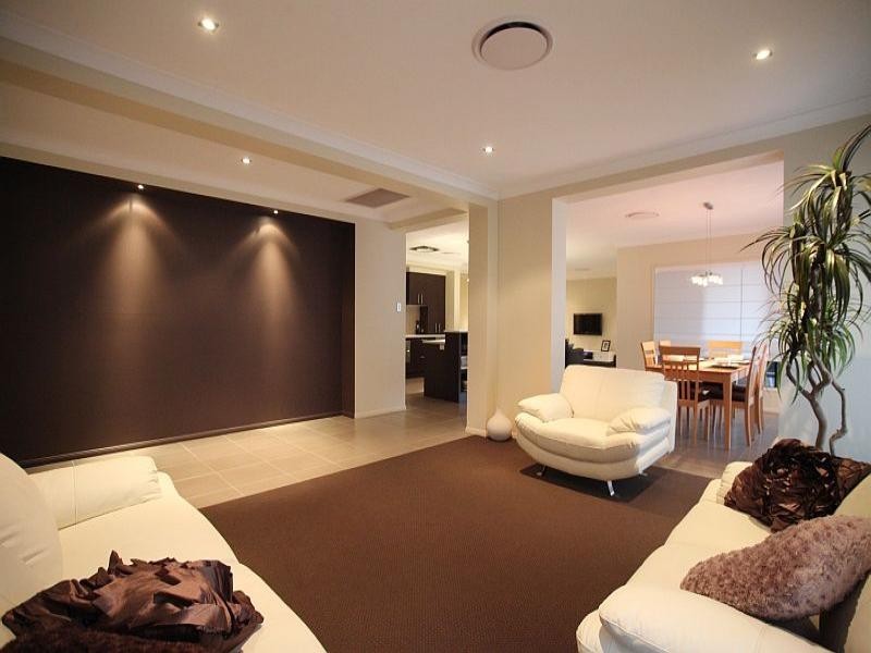 35 Hallow Cres, Augustine Heights QLD 4300