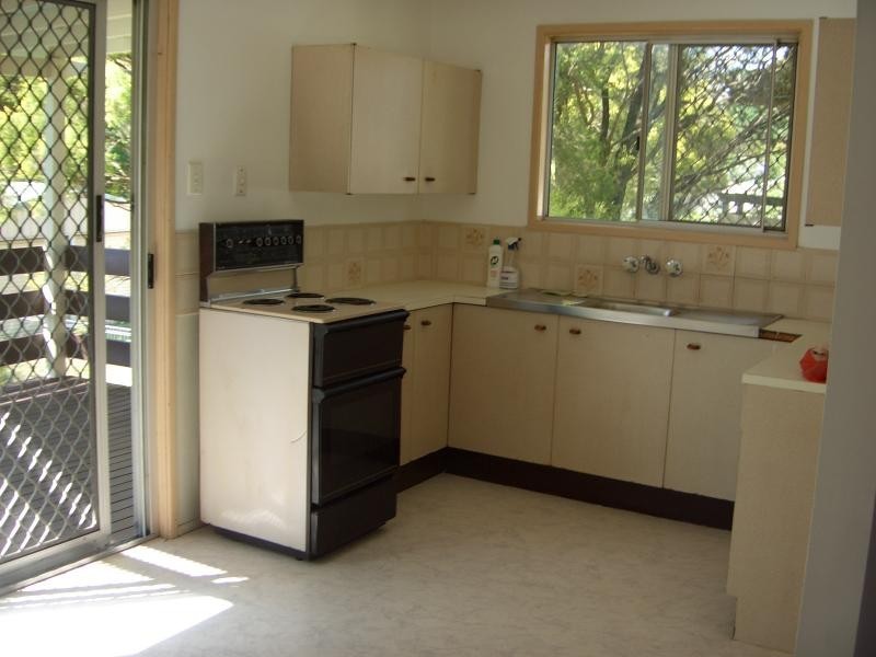 13 Meyers Street, Churchill QLD 4305