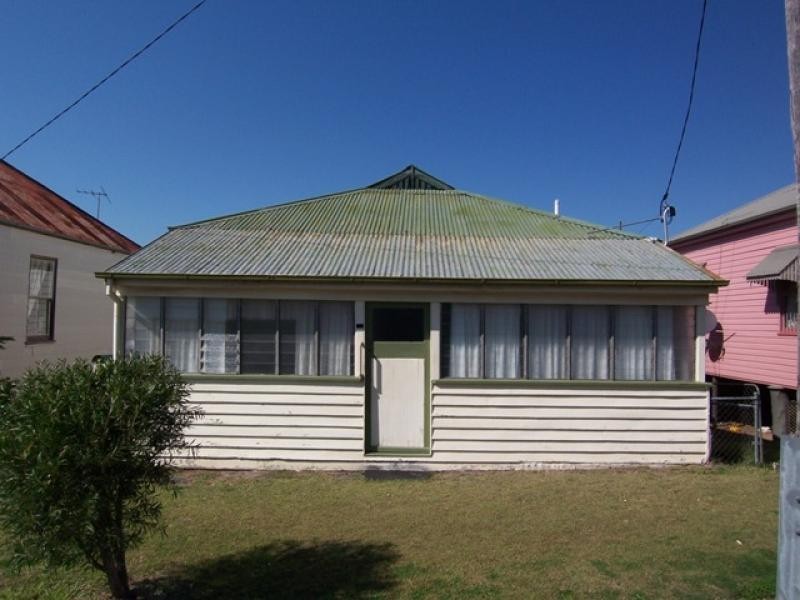 35 Martin Street, Woodend QLD 4305