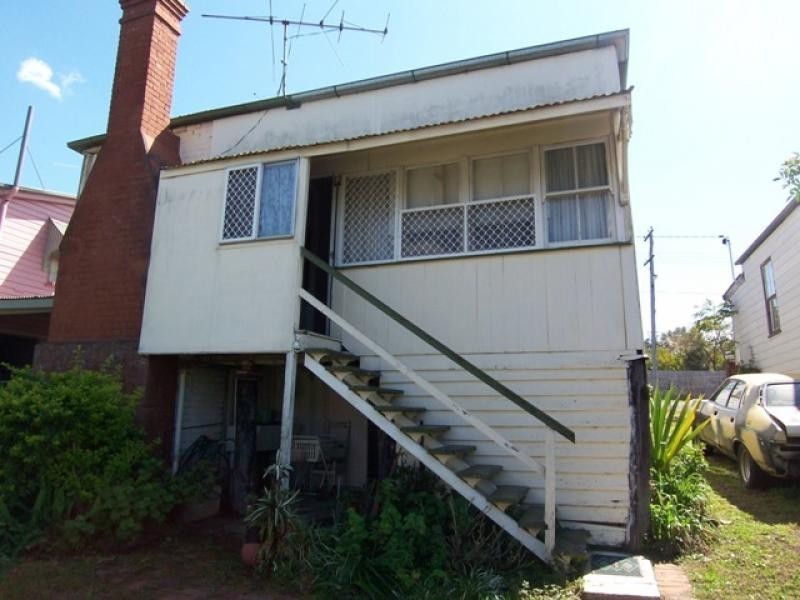 35 Martin Street, Woodend QLD 4305